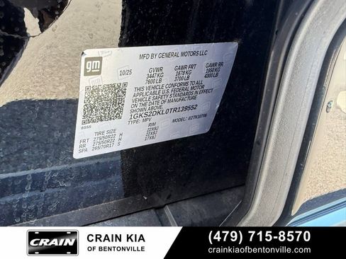Used 2026 GMC Yukon Denali w/ Sun & Power Step Package AWD/4WD image 37