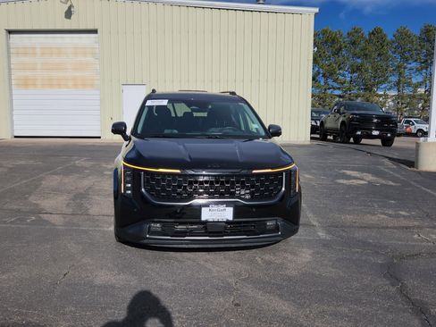 Used 2025 Kia Carnival SX Prestige image 21