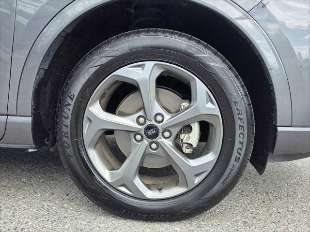 Used 2024 Ford Escape ST-Line AWD/4WD image 9