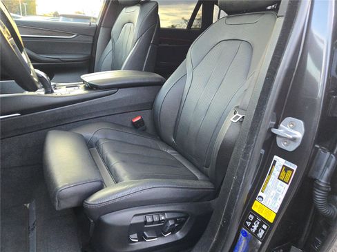 Used 2018 BMW X6 xDrive50i image 28