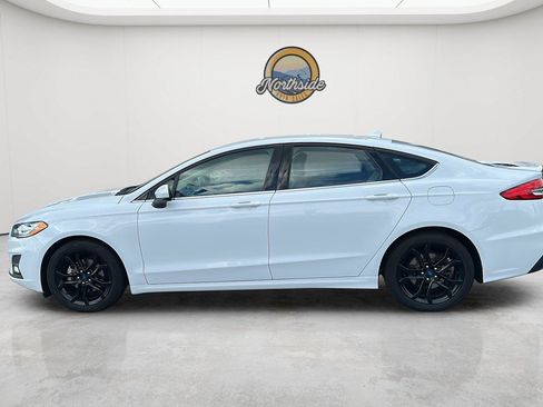 Used 2019 Ford Fusion SE w/ Equipment Group 151A FWD image 21