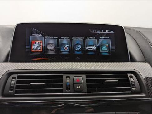 Used 2017 BMW M6 Coupe image 17