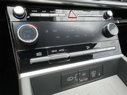 New 2026 Hyundai Santa Fe SEL image 16