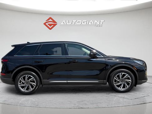 Used 2024 Lincoln Corsair FWD image 12