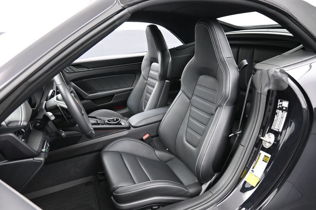 Certified 2026 Porsche 911 Carrera 4 GTS AWD/4WD image 5
