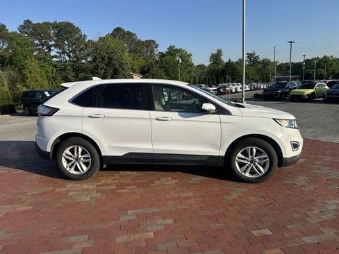 Used 2017 Ford Edge SEL w/ Equipment Group 201A FWD image 16