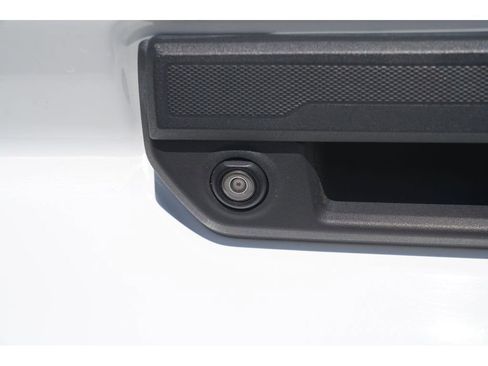 Used 2020 Chevrolet Silverado 1500 LT w/ Remote Start Package image 11