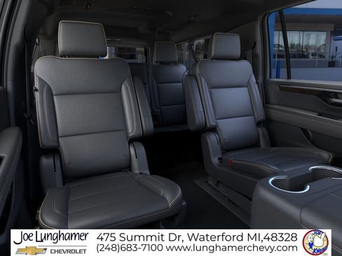 New 2026 Chevrolet Suburban Premier w/ Sun And Tow Package image 17