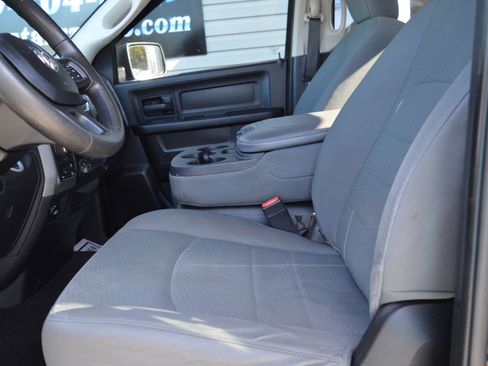 Used 2014 RAM 1500 Express image 12