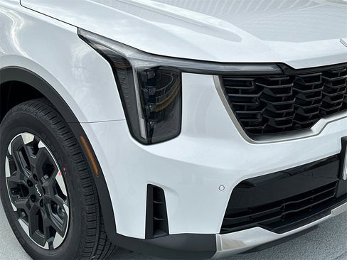 New 2026 Kia Sorento S image 10