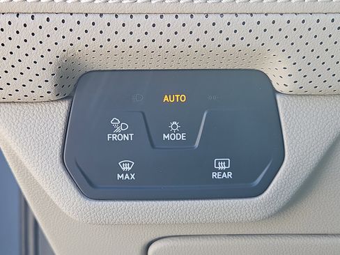New 2026 Volkswagen Atlas SE AWD/4WD image 9