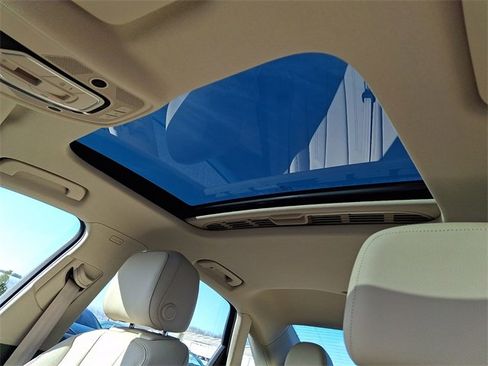 Used 2018 Audi A4 2.0T Premium w/ Convenience Package image 15