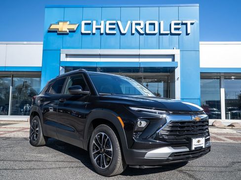 New 2026 Chevrolet TrailBlazer LT w/ Driver Confidence Package image 1