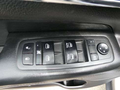 Used 2018 Jeep Grand Cherokee Limited AWD/4WD image 23