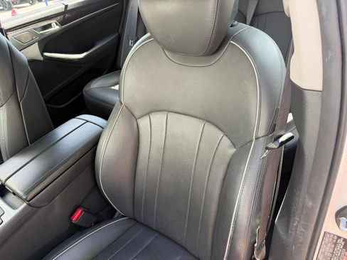 Used 2018 Genesis G80 3.8 w/ Option Group 03 RWD image 23