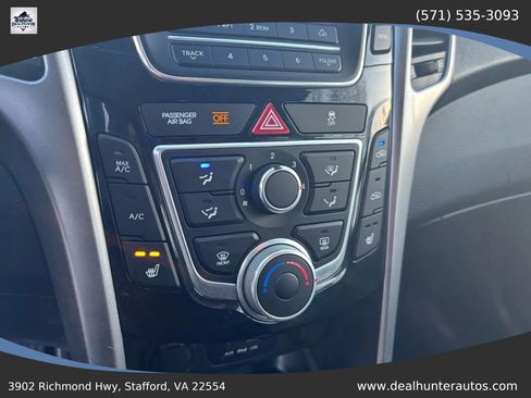 Used 2016 Hyundai Elantra GT FWD image 25