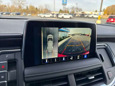 Used 2024 Chevrolet Tahoe Z71 w/ Z71 Off-Road Package image 30