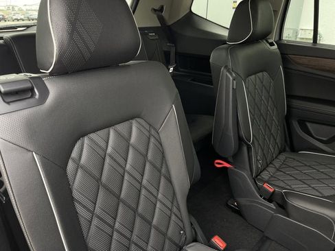 New 2026 Volkswagen Atlas SEL Premium R-Line image 29