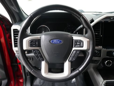 Used 2022 Ford F250 Lariat image 16
