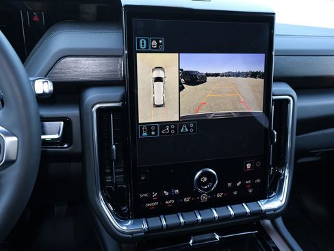 New 2026 GMC Yukon XL Denali w/ Sun & Power Step Package AWD/4WD image 21