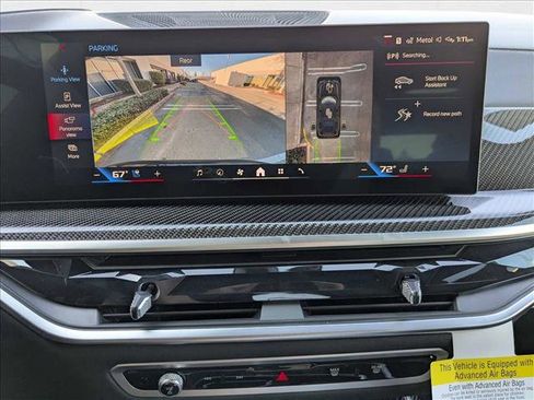 Used 2025 BMW X7 M60i w/ Climate Comfort Package image 12