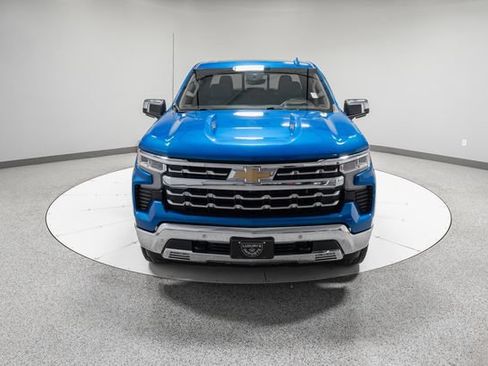 Used 2022 Chevrolet Silverado 1500 LTZ w/ LTZ Premium Package AWD/4WD image 31