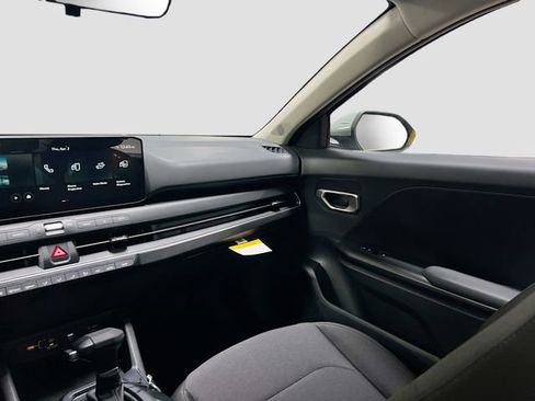 New 2026 Kia K4 LXS image 22