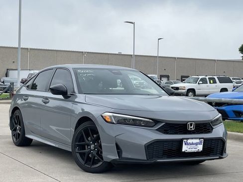 Certified 2025 Honda Civic Sport image 2