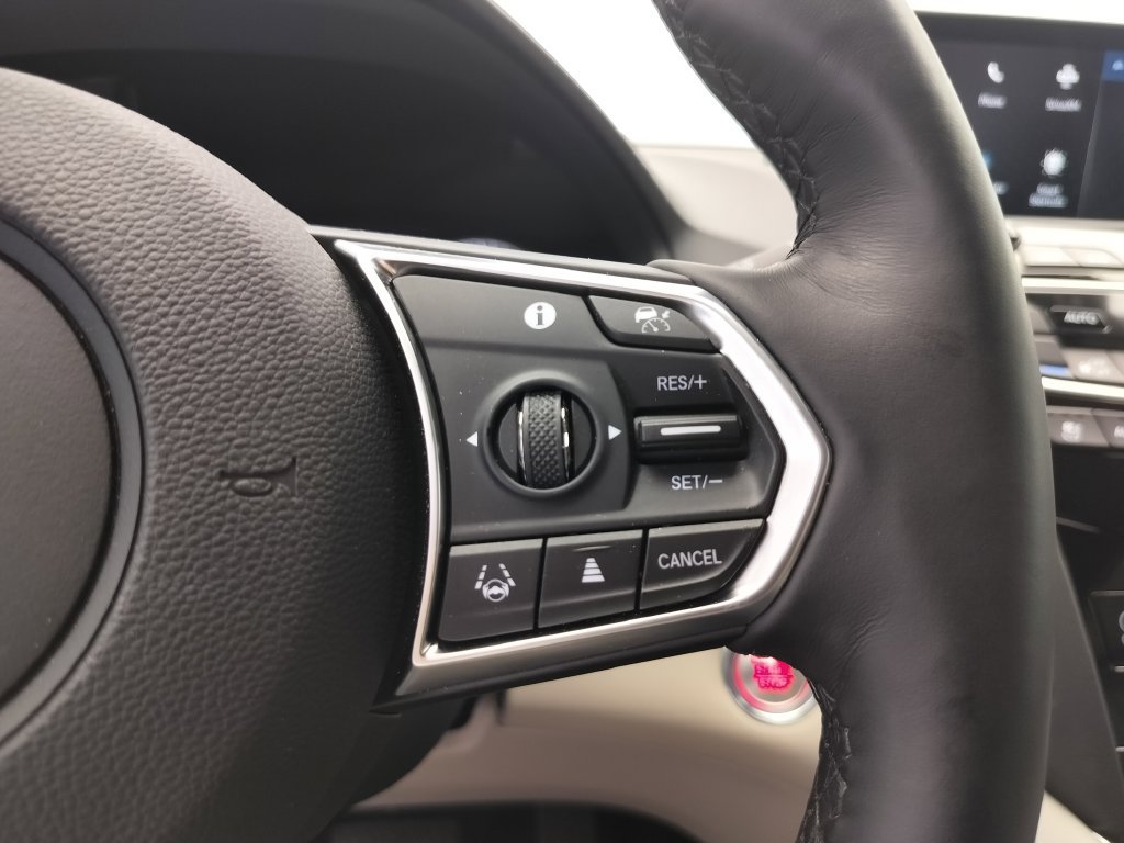 Used 2025 Acura RDX w/ Advance Package AWD/4WD image 13