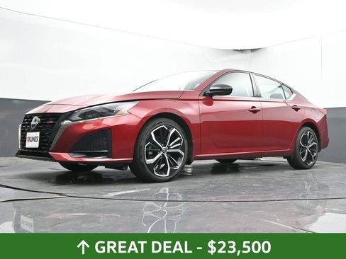 Used 2024 Nissan Altima 2.5 SR w/ SR Premium Package image 51