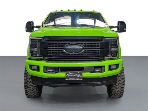 Used 2017 Ford F350 Platinum w/ Platinum Ultimate Package image 3