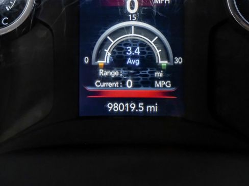 Used 2024 RAM 3500 Tradesman w/ Chrome Appearance Group image 20