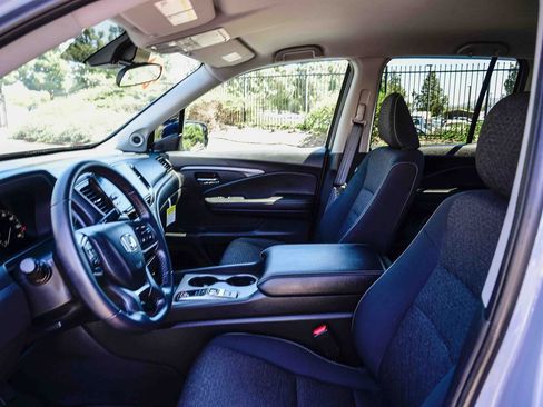 Used 2024 Honda Ridgeline Sport image 21