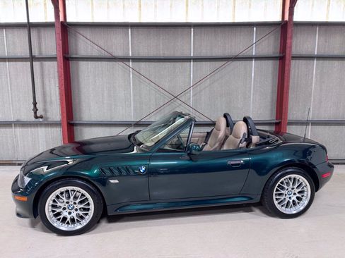 Used 2001 BMW Z3 3.0i RWD image 1