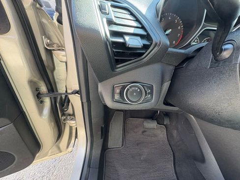 Used 2018 Ford Escape SE AWD/4WD image 17