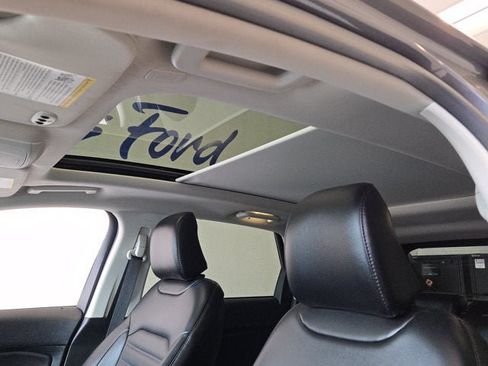 Used 2024 Ford Edge SEL w/ Convenience Package AWD/4WD image 25