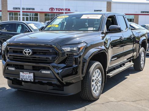 Certified 2024 Toyota Tacoma SR5 image 19