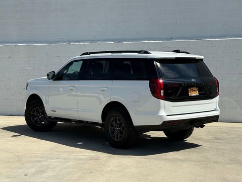 New 2026 Ford Expedition Tremor image 3