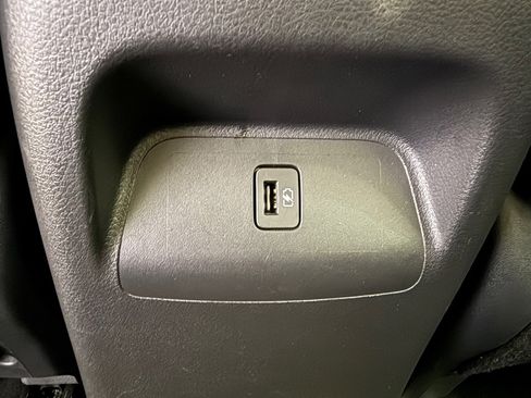 Used 2024 Nissan Sentra SV image 24