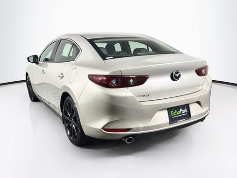 Used 2024 MAZDA MAZDA3 s FWD image 5