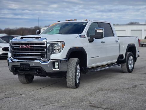 Used 2021 GMC Sierra 2500 SLT w/ SLT Premium Package image 3