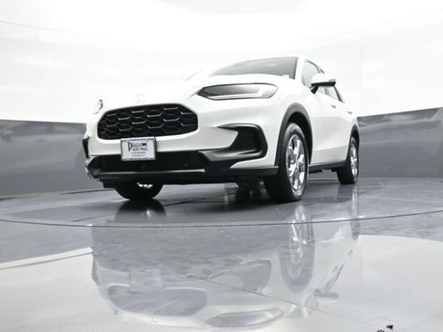 Certified 2025 Honda HR-V LX image 24