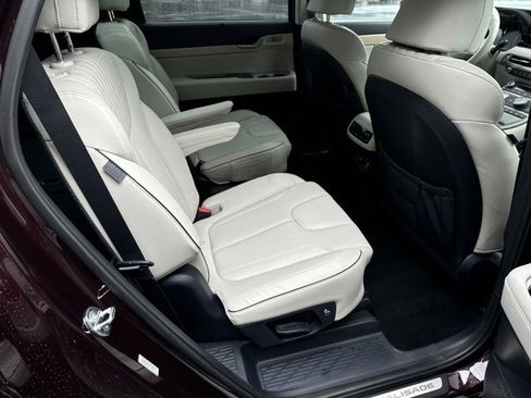 Used 2023 Hyundai Palisade Limited image 15
