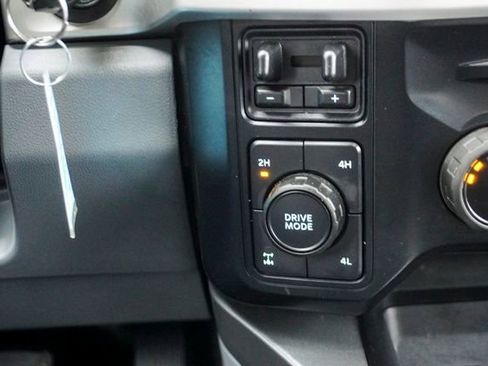 Used 2023 Ford F350 XLT image 17