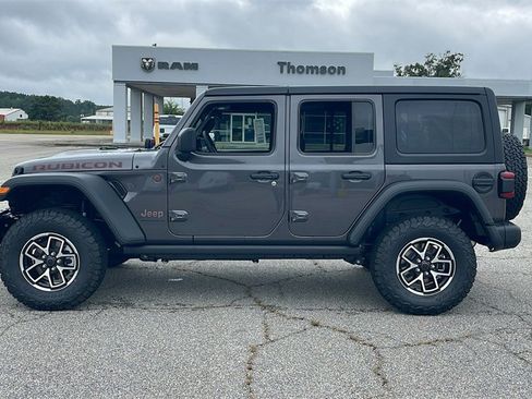 New 2025 Jeep Wrangler Unlimited Rubicon w/ Steel Bumper Group image 4