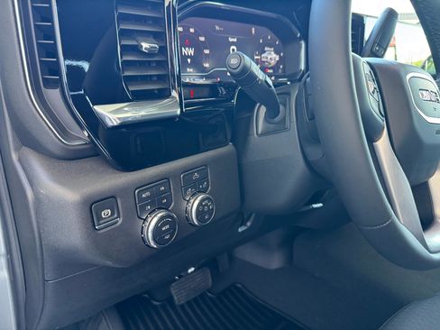 New 2025 GMC Sierra 1500 Elevation w/ X31 Off-Road Package image 16