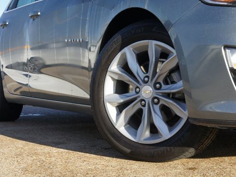 Used 2025 Chevrolet Malibu LT image 11