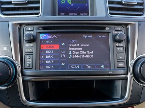 Used 2013 Toyota Highlander Limited image 61