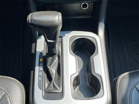 Used 2019 Chevrolet Colorado ZR2 image 16