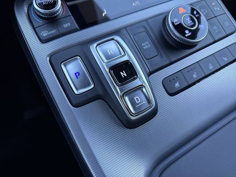 Used 2024 Hyundai Palisade Calligraphy image 36